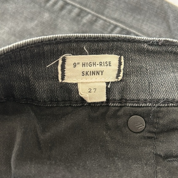 Madewell Faded Black Dark Grey 9” High Rise Skinny Step Raw Hem Jeans - Picture 12 of 14